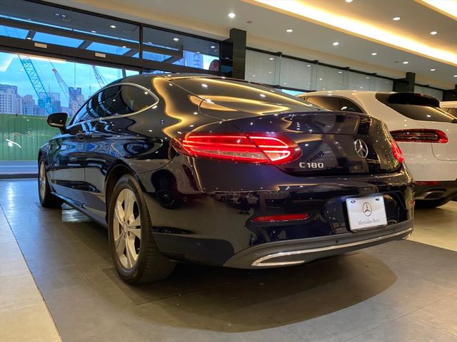 【佳德汽車】BENZ C180  第3張相片