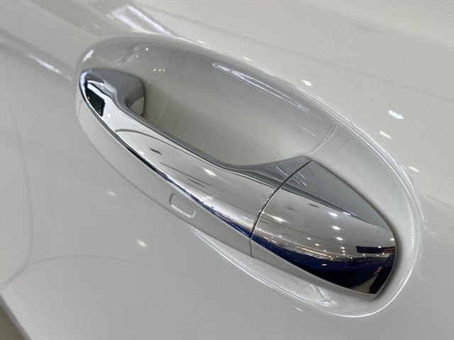 【佳德汽車】BENZ GLB250W4  第5張相片
