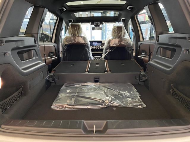 【佳德汽車】BENZ GLB250W4  第6張相片