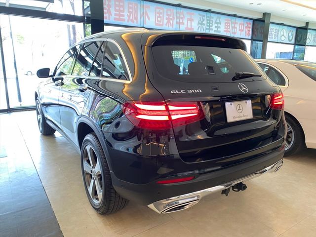 【佳德汽車】BENZ GLC300  第3張相片