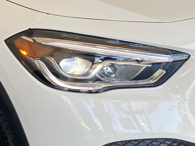 【佳德汽車】BENZ GLA250  第2張相片