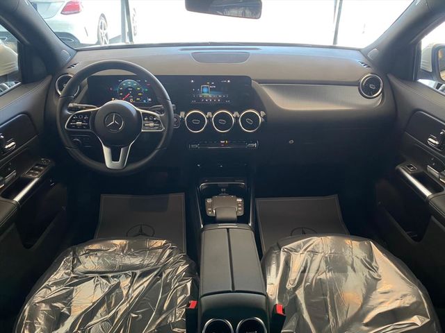 【佳德汽車】BENZ GLA250  第4張相片