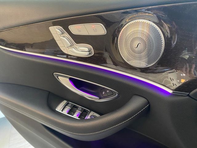 【佳德汽車】BENZ E300  第5張相片
