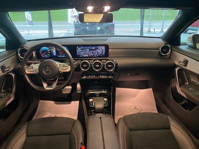 【佳德汽車】BENZ A250  第4張相片