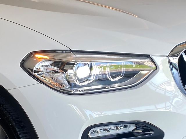 【佳德汽車】BMW X4  第13張相片