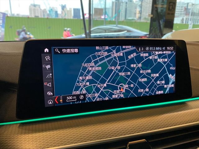 【佳德汽車】BMW 520I  第7張相片