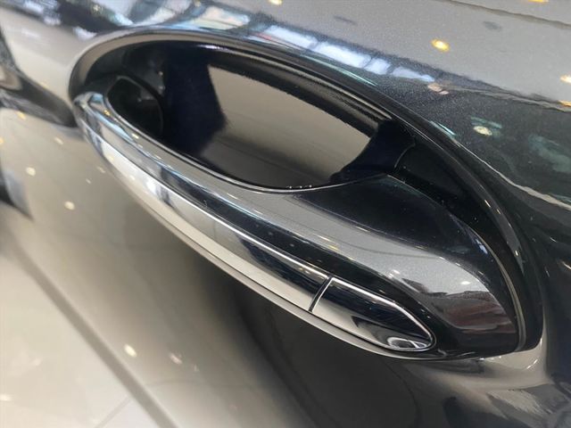 【佳德汽車】BMW 530I  第3張相片