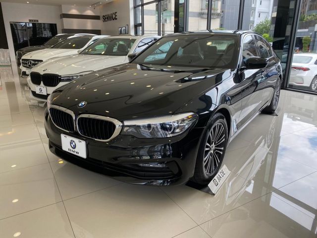 【佳德汽車】BMW 530XI  第1張相片
