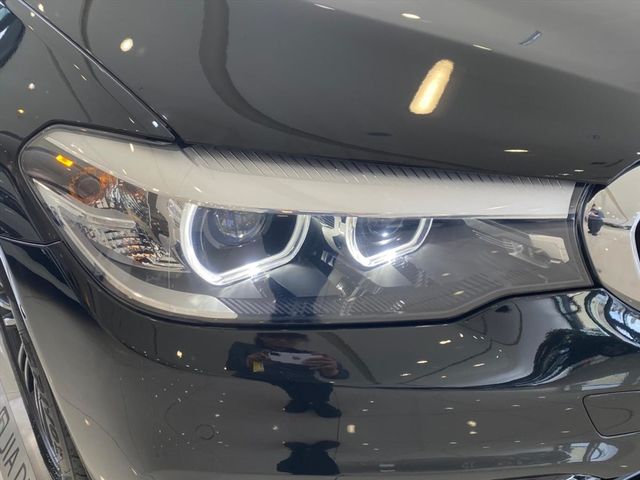 【佳德汽車】BMW 530XI  第2張相片