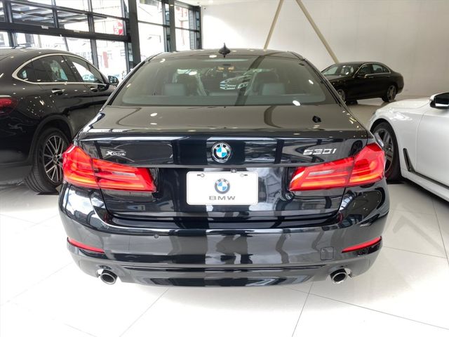 【佳德汽車】BMW 530XI  第10張相片