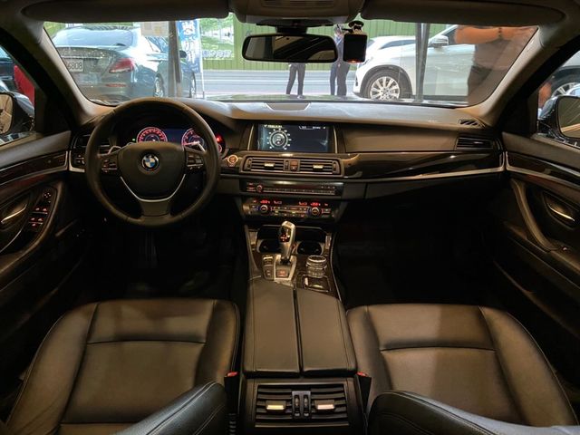 【佳德汽車】BMW 520i  第3張相片