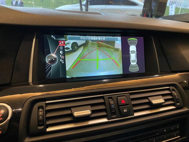 【佳德汽車】BMW 520i  第4張相片