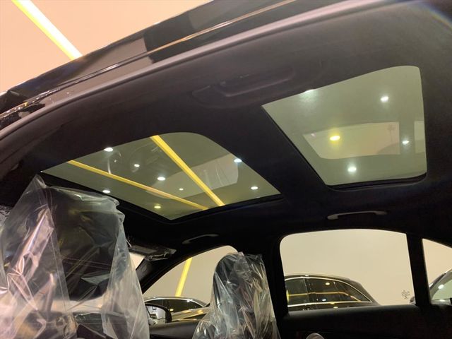 【佳德汽車】BENZ C300  第6張相片