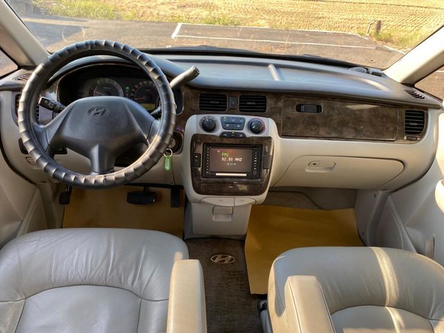 現代TRAJET 柴油2.0七人座休旅車  第3張相片