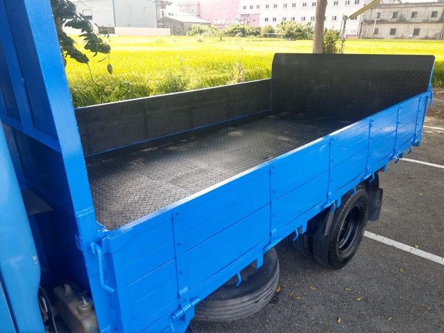 2003年五十鈴一路發框式油壓尾門貨車  第9張相片