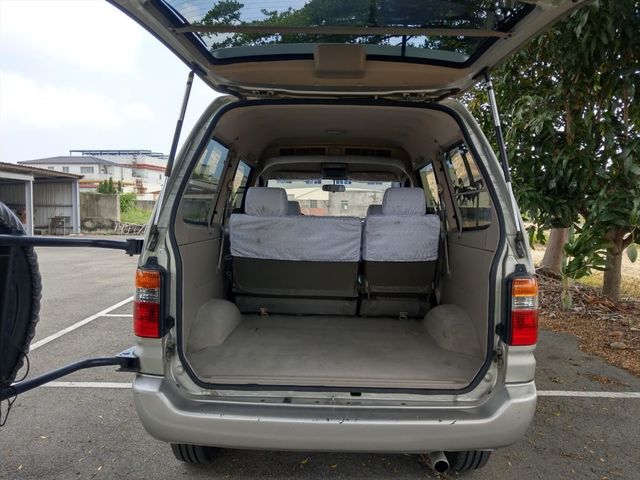2004年式TOYOTA瑞獅4WD廂式  第10張相片