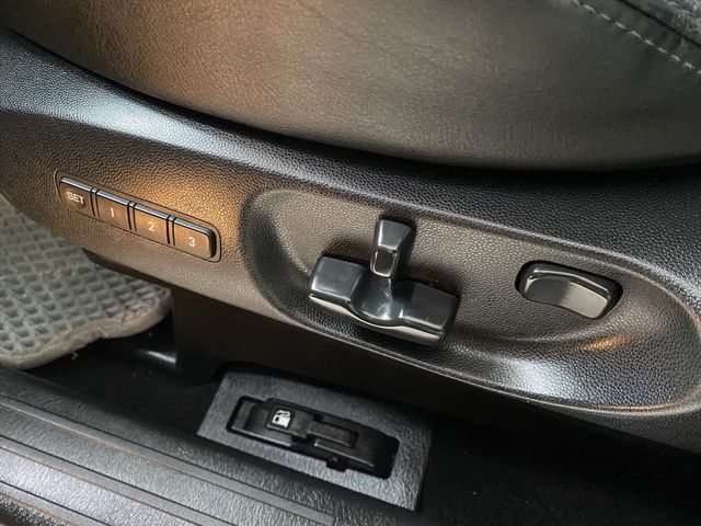 7人座CX9 3.7少跑美休旅車  第9張相片