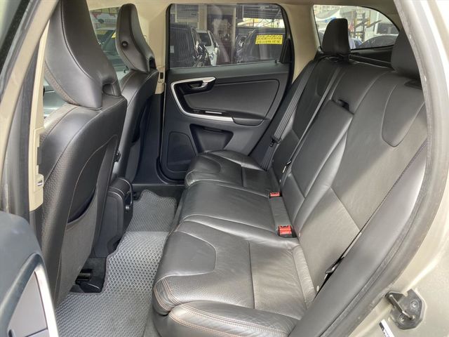 實車實價 0頭款 XC60 AWD  第4張相片