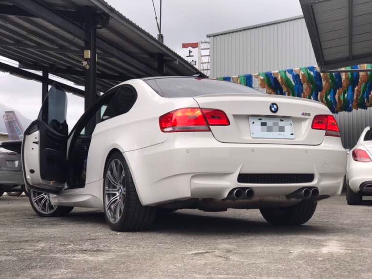 BMW M3 Coupe (E92) 2010 僅跑3萬   第3張相片