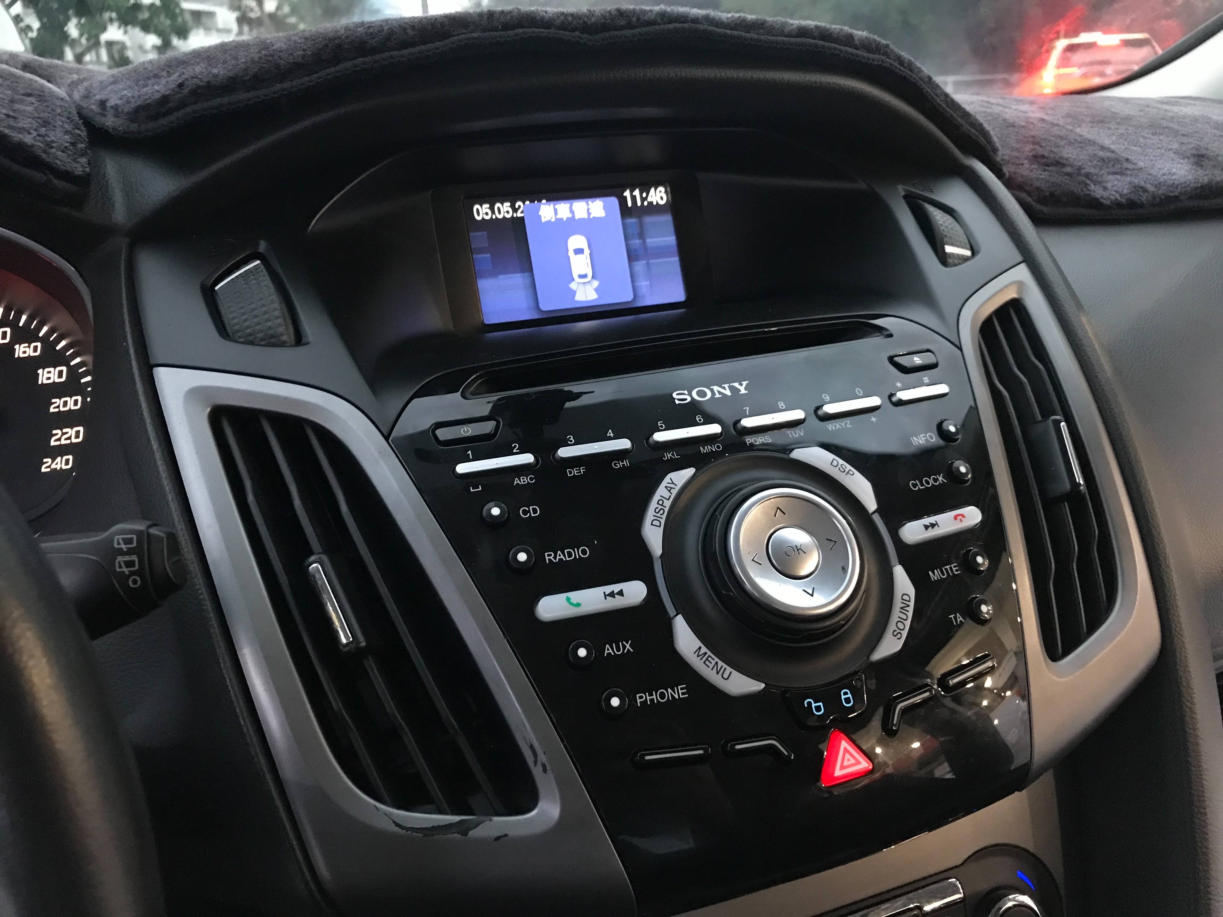FORD FOCUS 1.6 五門掀背小車  第9張相片