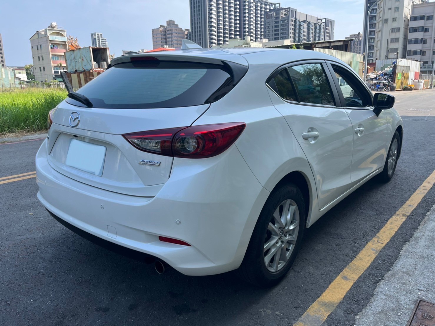 2018年MAZDA 3 尊榮進化 免鑰匙 2.0  第2張相片