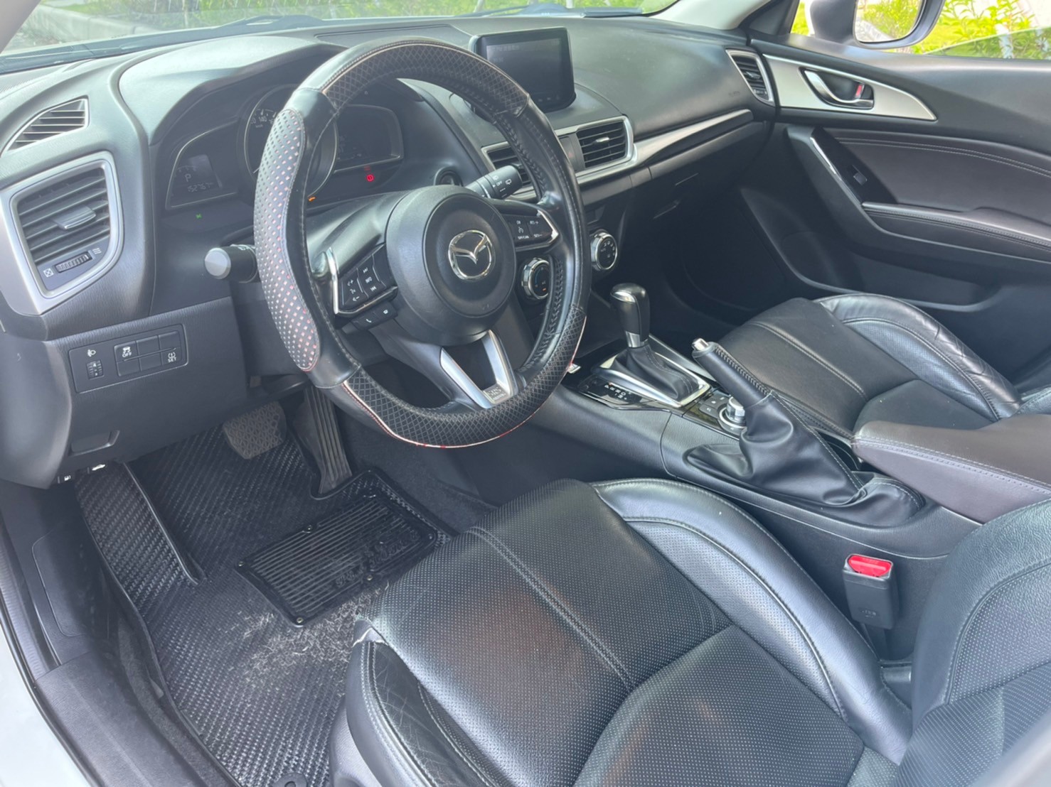 2018年MAZDA 3 尊榮進化 免鑰匙 2.0  第12張相片