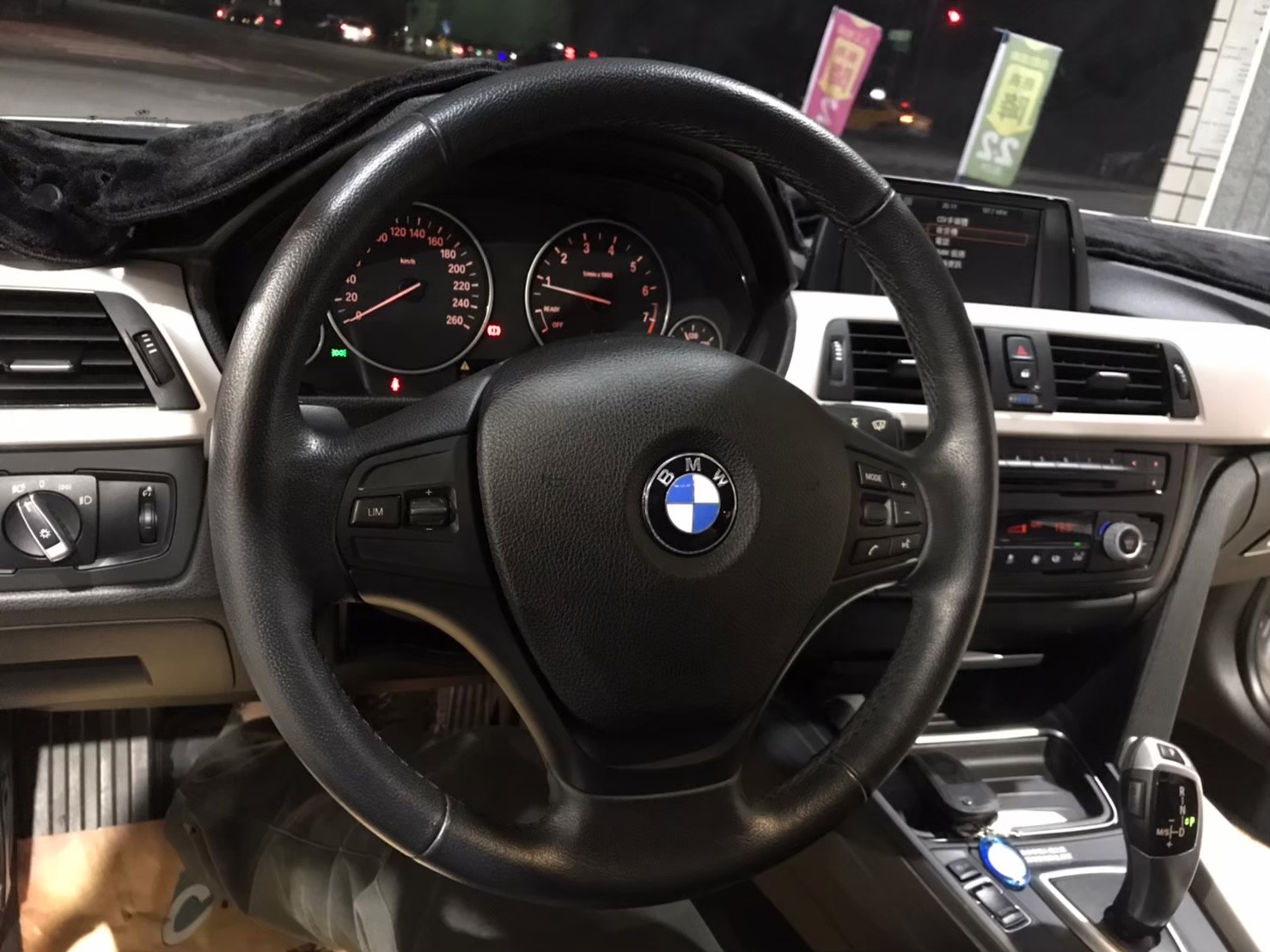 2014年BMW 316 漂亮一手車 里程少 總代理  第3張相片