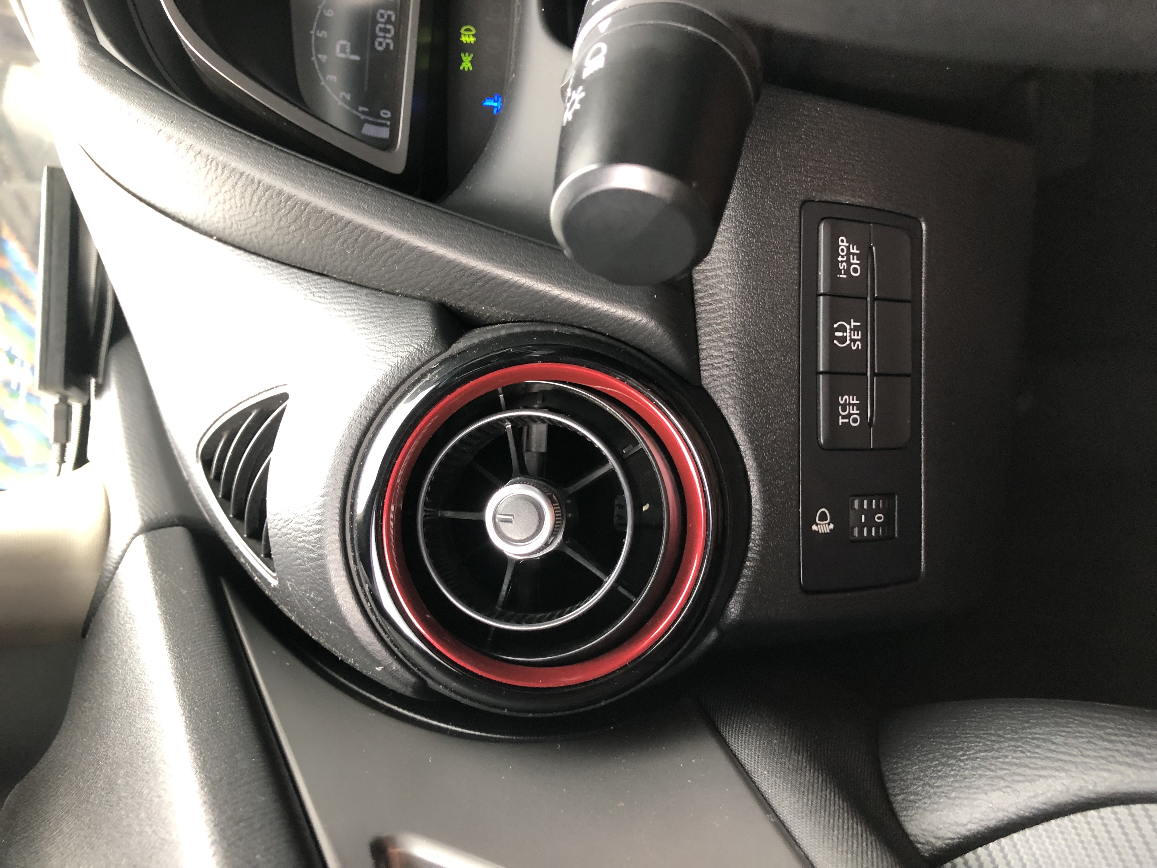 2016年Mazda CX-3 2.0 跑少美車  第6張相片