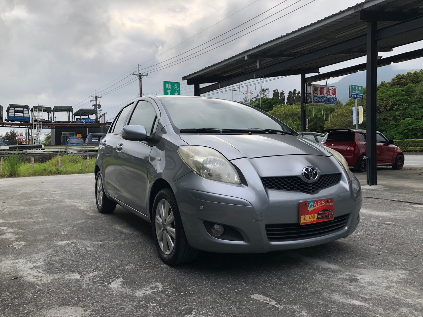 TOYOTA Yaris 2009  第1張相片