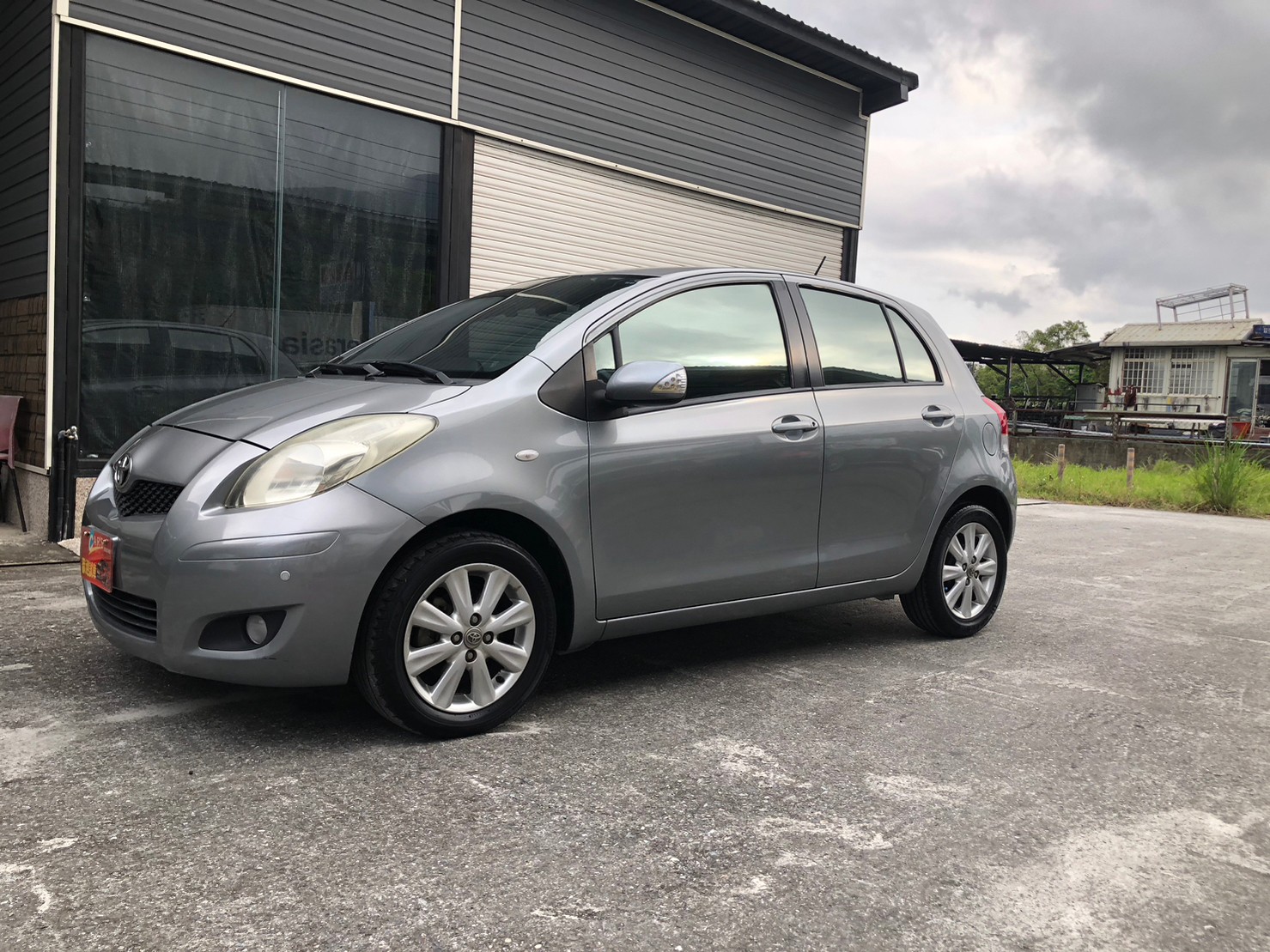 TOYOTA Yaris 2009  第2張相片