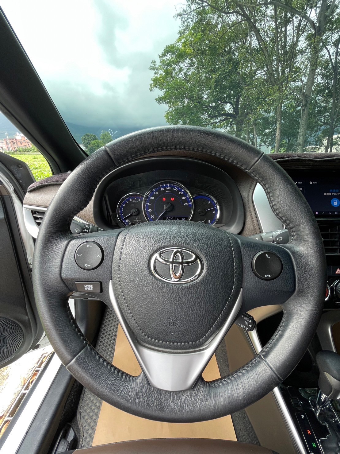 2019年Yaris Cross豪華 跑5萬 一手女用車  第9張相片