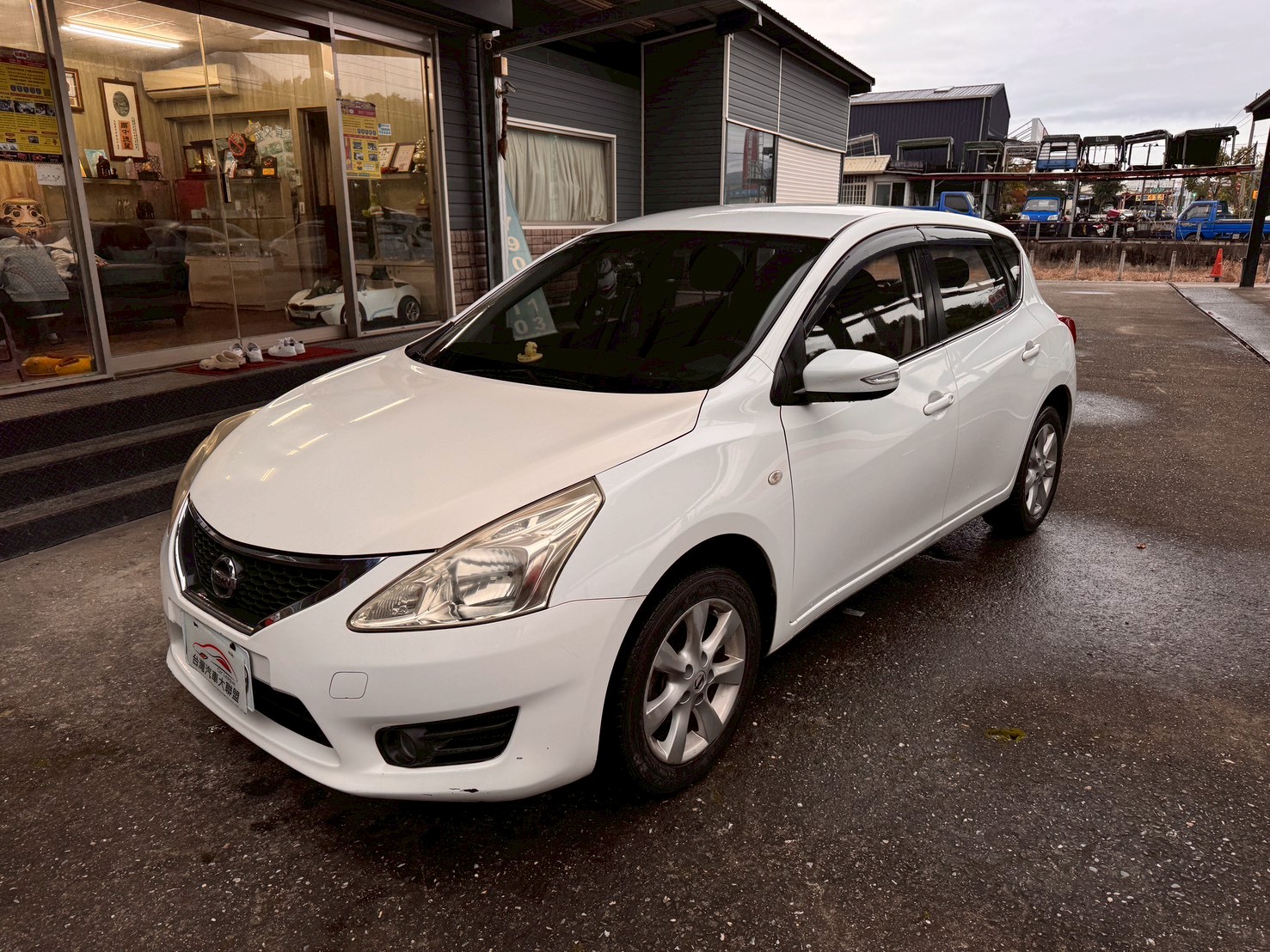 Nissan Big Tiida 1.6 傳奇版 2014  第1張相片