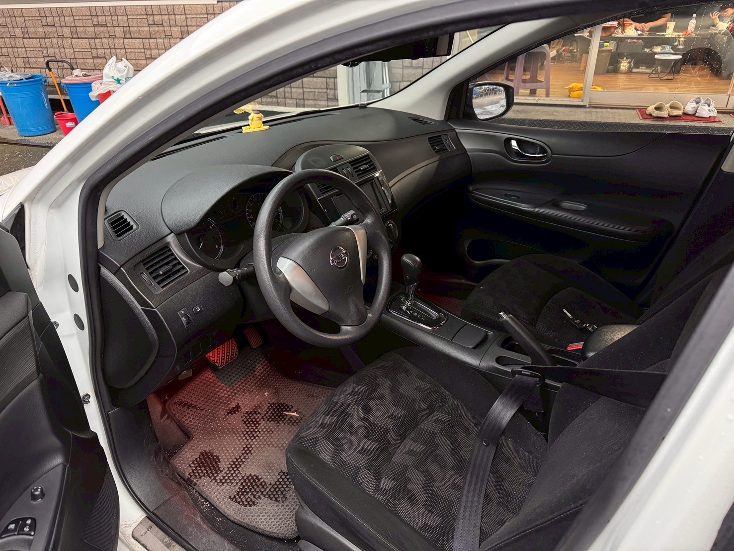 Nissan Big Tiida 1.6 傳奇版 2014  第10張相片