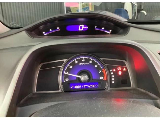 Honda Civic 1.8 VTi-S 2011  第7張相片