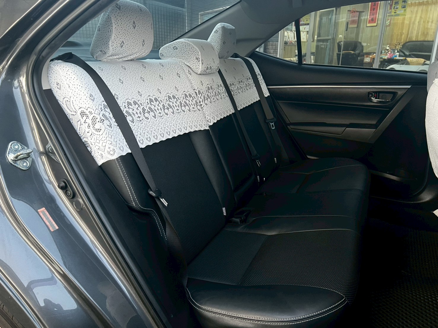 TOYOTA Corolla Altis 2017  第16張相片