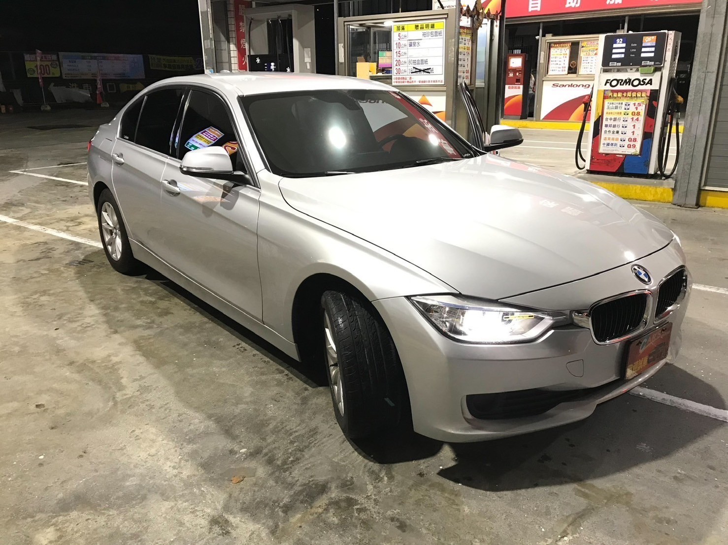 BMW 3-Series Sedan 316i(2014)  第5張相片