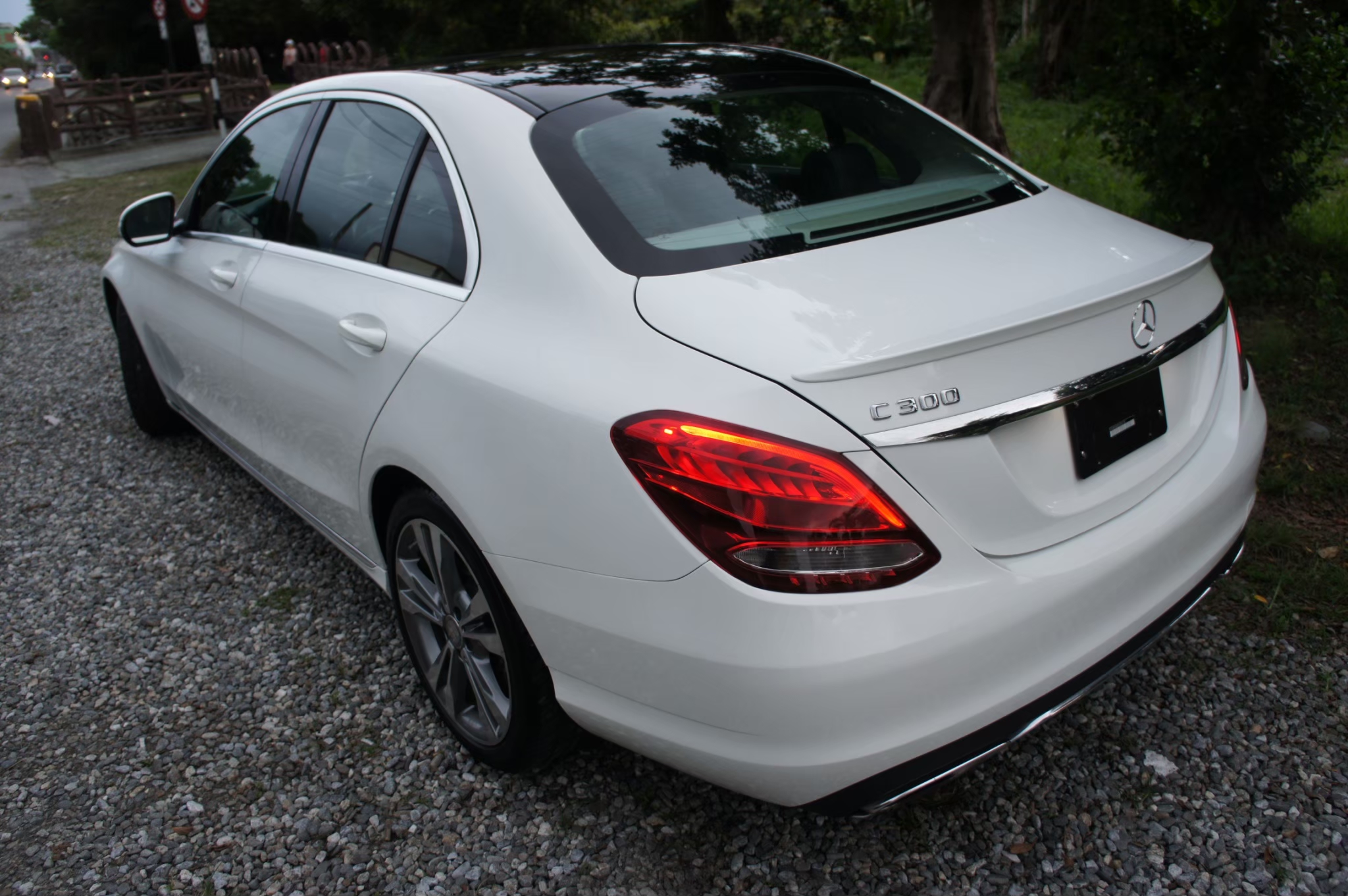 M-BENZ C-Class Sedan C300(2015)  第7張相片