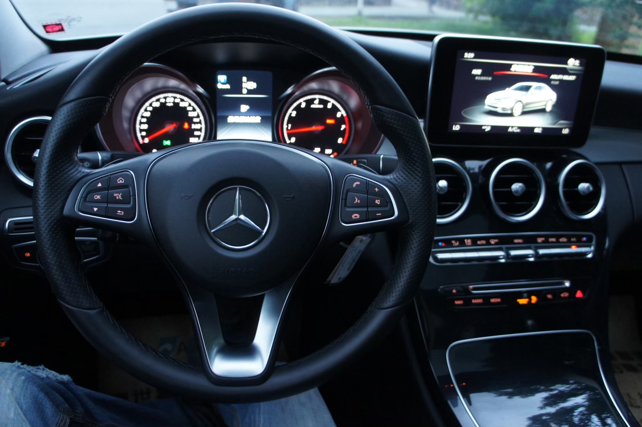 M-BENZ C-Class Sedan C300(2015)  第9張相片