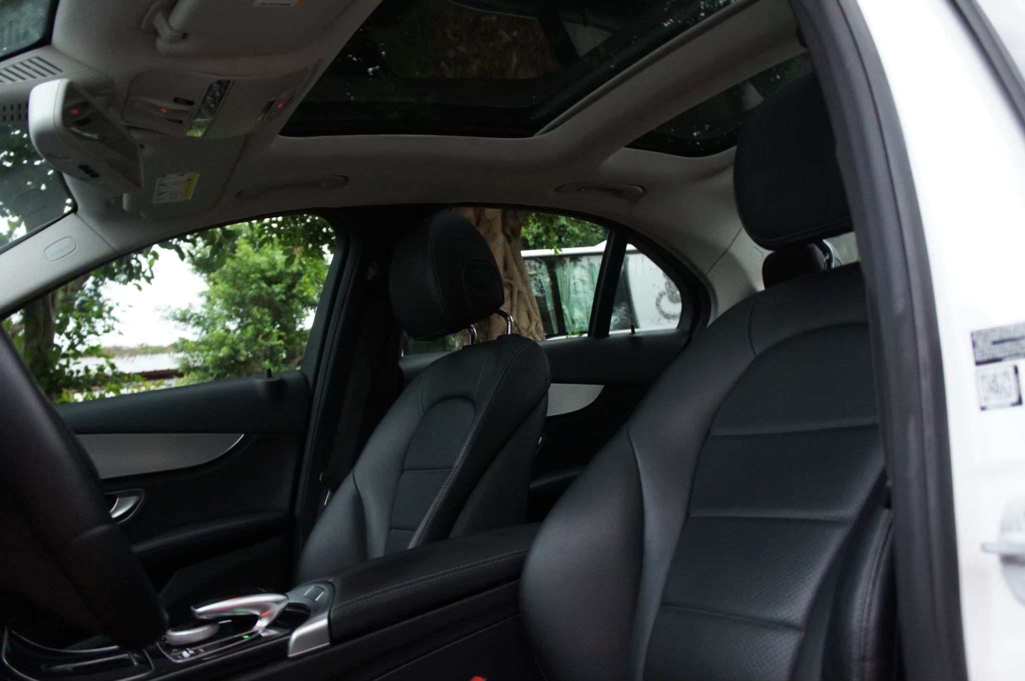 M-BENZ C-Class Sedan C300(2015)  第14張相片