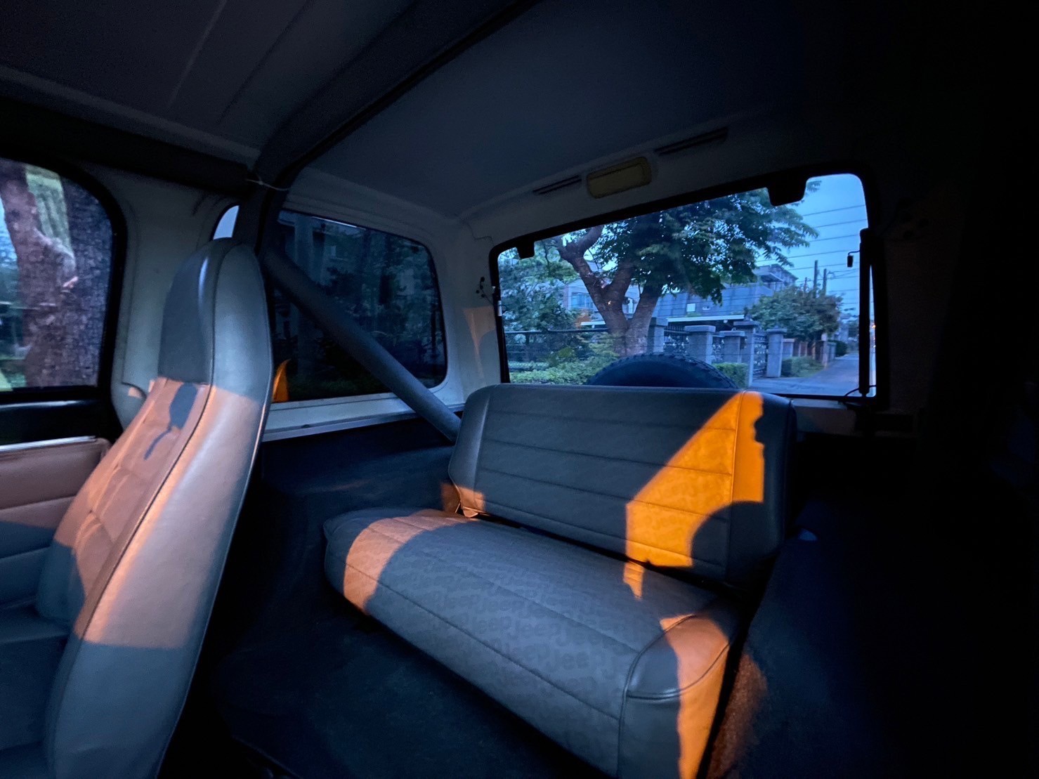 JEEP WRANGLER 2.5(1988)  第11張相片