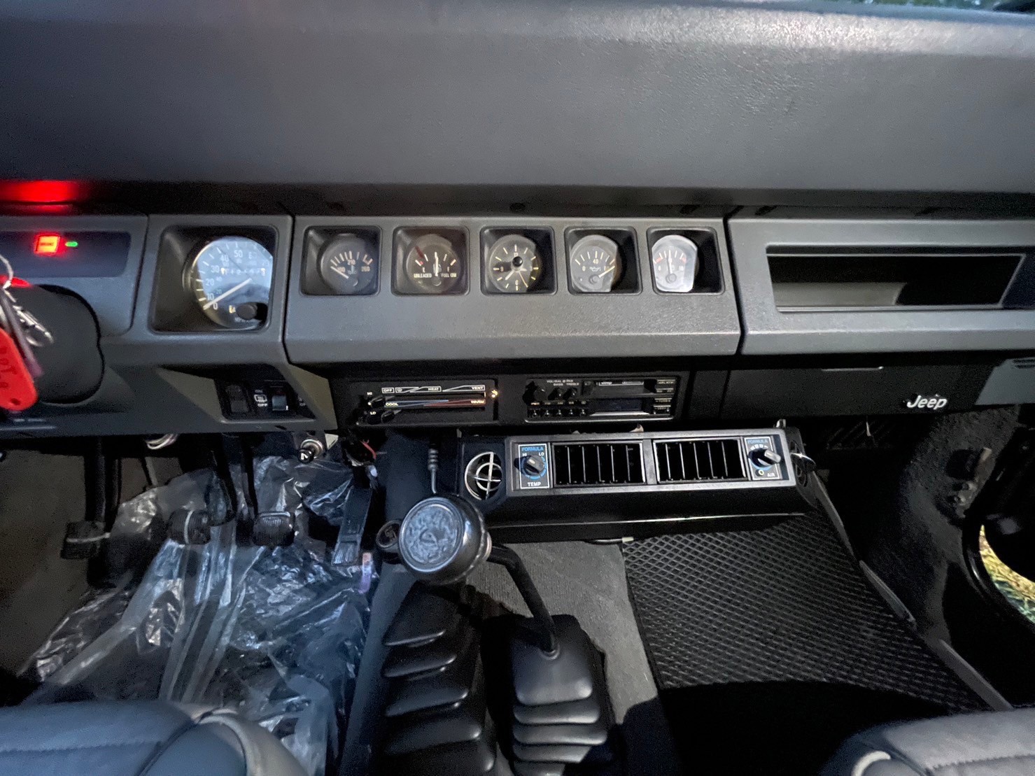 JEEP WRANGLER 2.5(1988)  第13張相片