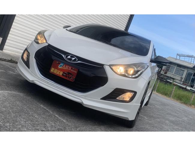 HYUNDAI Elantra (2014)  第3張相片