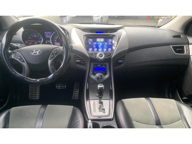 HYUNDAI Elantra (2014)  第4張相片