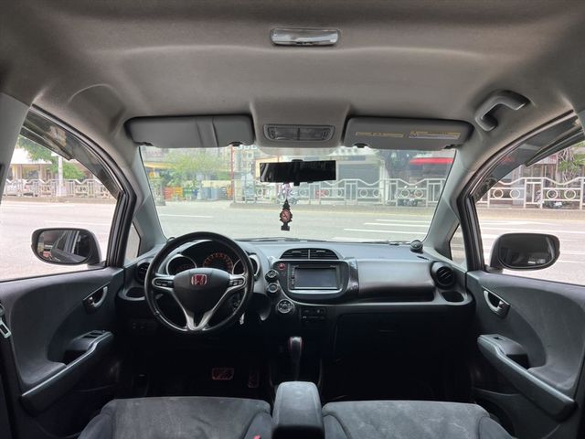 本田 FIT VTi-S 手自排 定速  第4張相片