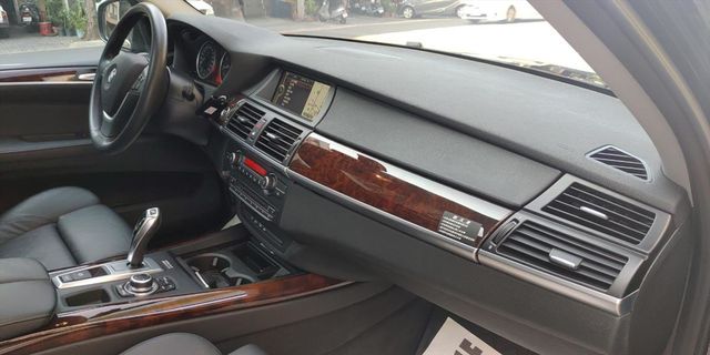 BMW X5 xDrive35i領航版  第15張相片