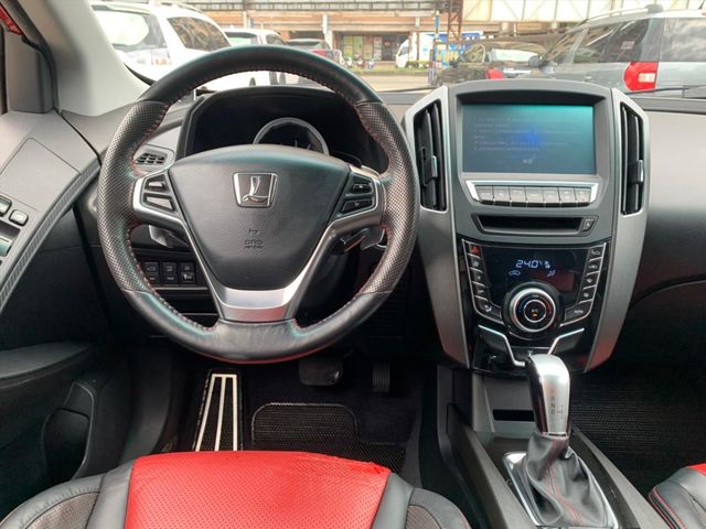 LUXGEN U6  第6張相片