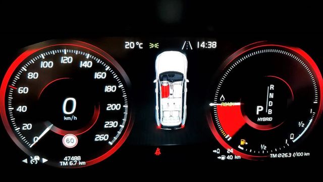★2019款XC90 T8 -7人座黑色  第12張相片