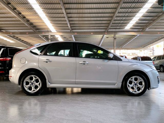 富祥汽車 5門FOCUS 柴油 定速  第4張相片