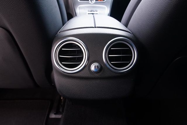 富祥汽車~全景天窗 柏林之音 僅跑七萬多  第11張相片