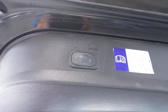 富祥汽車 頂級旗艦版 4WD 全景天窗  第7張相片